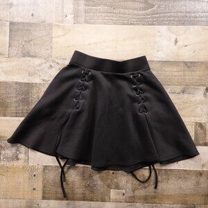 Hot Topic‎ Lace-Up Skater Skirt Women’s XS Black Gothic Punk Metal Grunge Alt